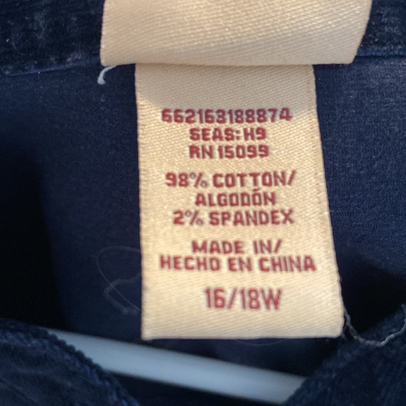 Like new navy blue Corduroy Button-Up Shirt or Shacket 🫐 - Picture 11 of 11